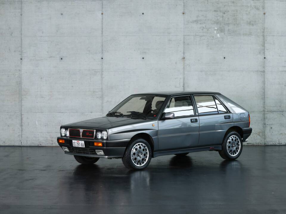 Image 1/50 of Lancia Delta HF Integrale (1988)