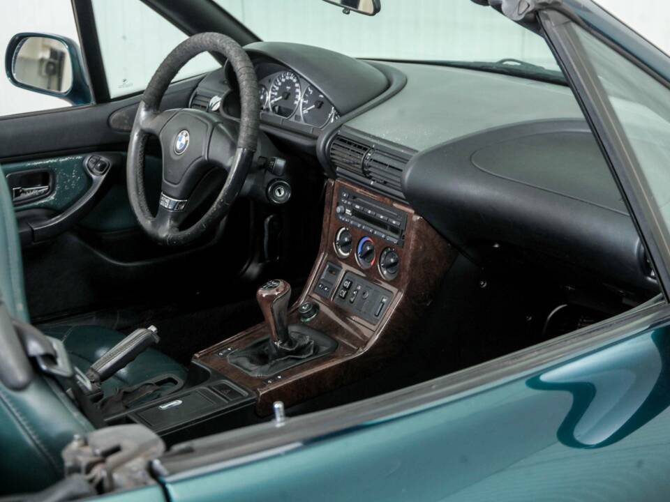 Image 34/48 of BMW Z3 2.8 (1998)