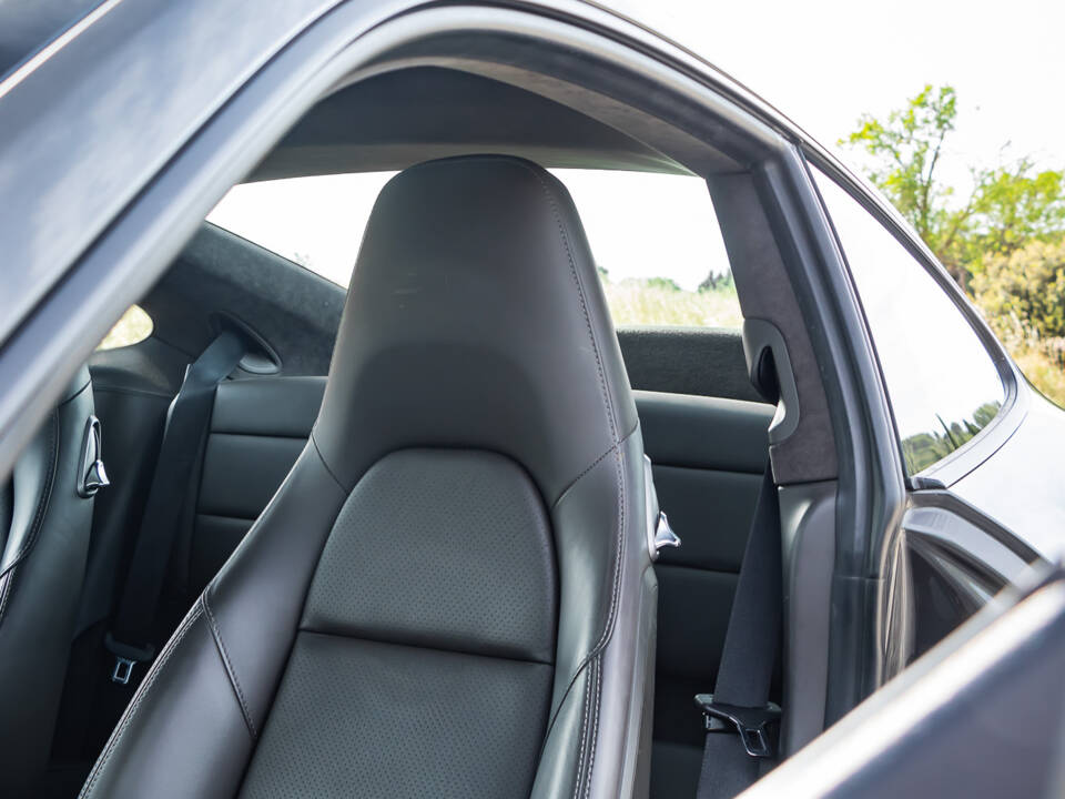 Image 45/50 of Porsche 911 Carrera 4S (2013)