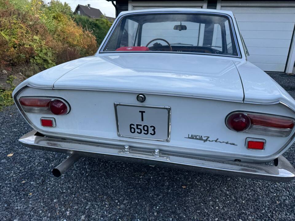 Image 25/41 of Lancia Fulvia Coupe (1966)