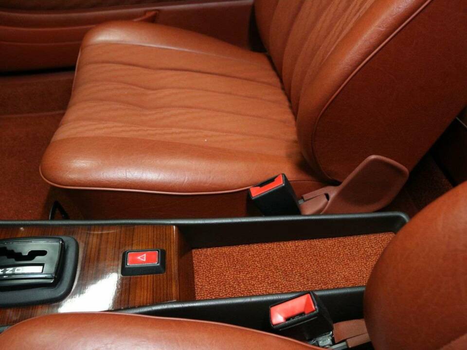 Image 23/50 of Mercedes-Benz 280 CE (1980)