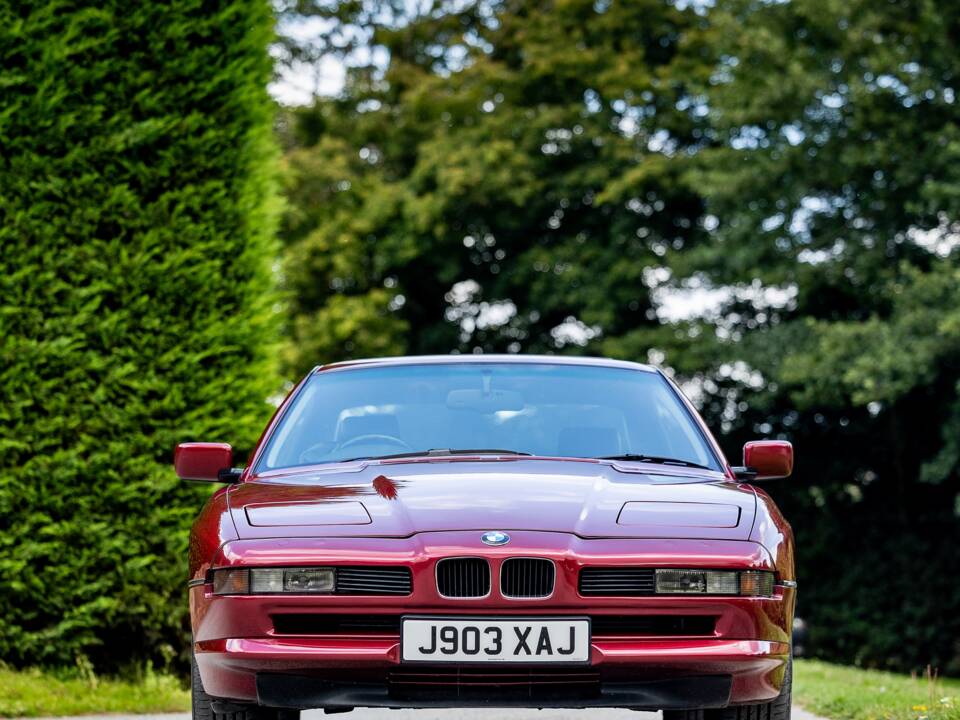 Bild 28/45 von BMW 850i (1991)