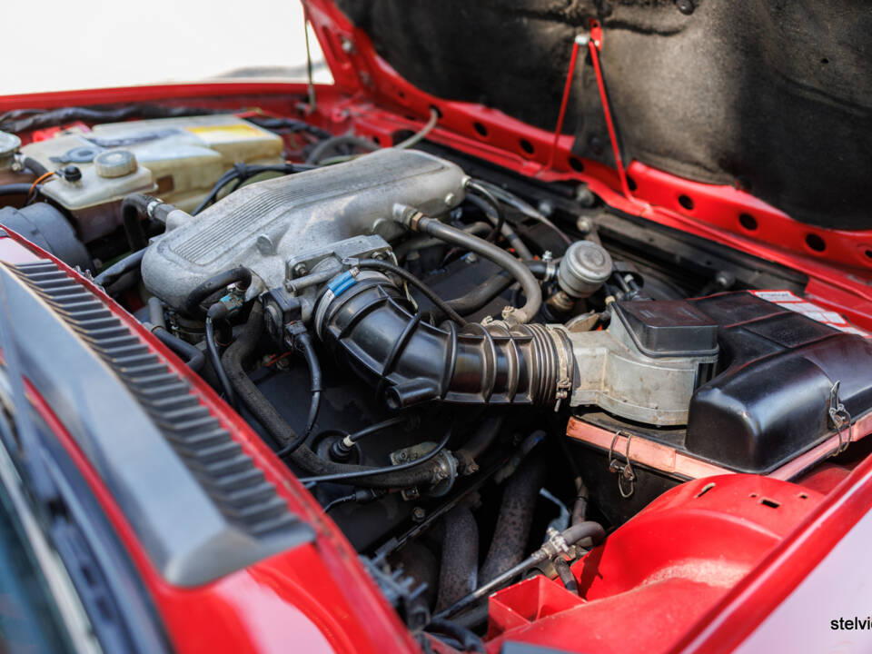 Imagen 34/36 de Alfa Romeo GTV 6 2.5 (1986)