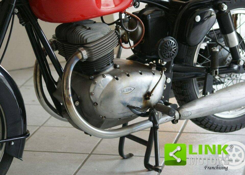 Image 9/19 of Gilera B 300 (1976)