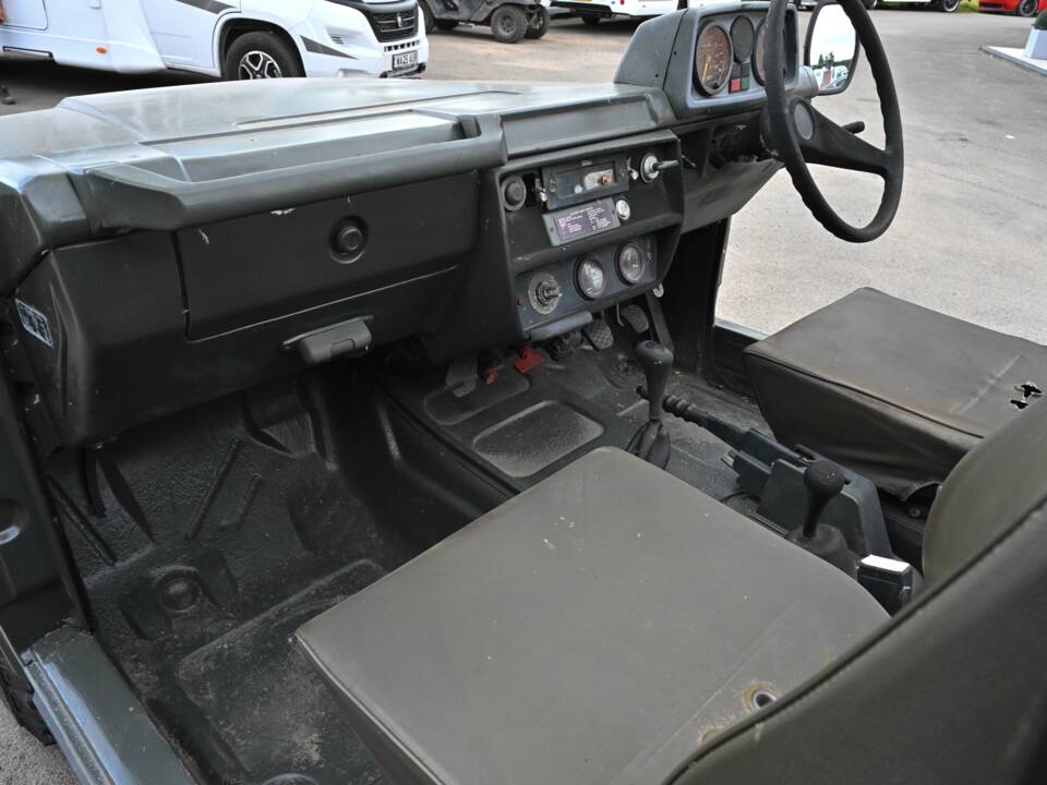 Immagine 34/50 di Mercedes-Benz 240 GD (SWB) (1987)