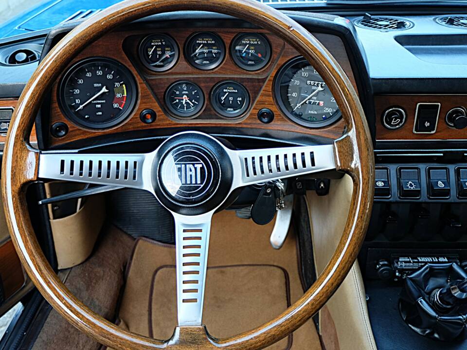 Immagine 16/45 di FIAT Dino 2400 Coupe (1971)
