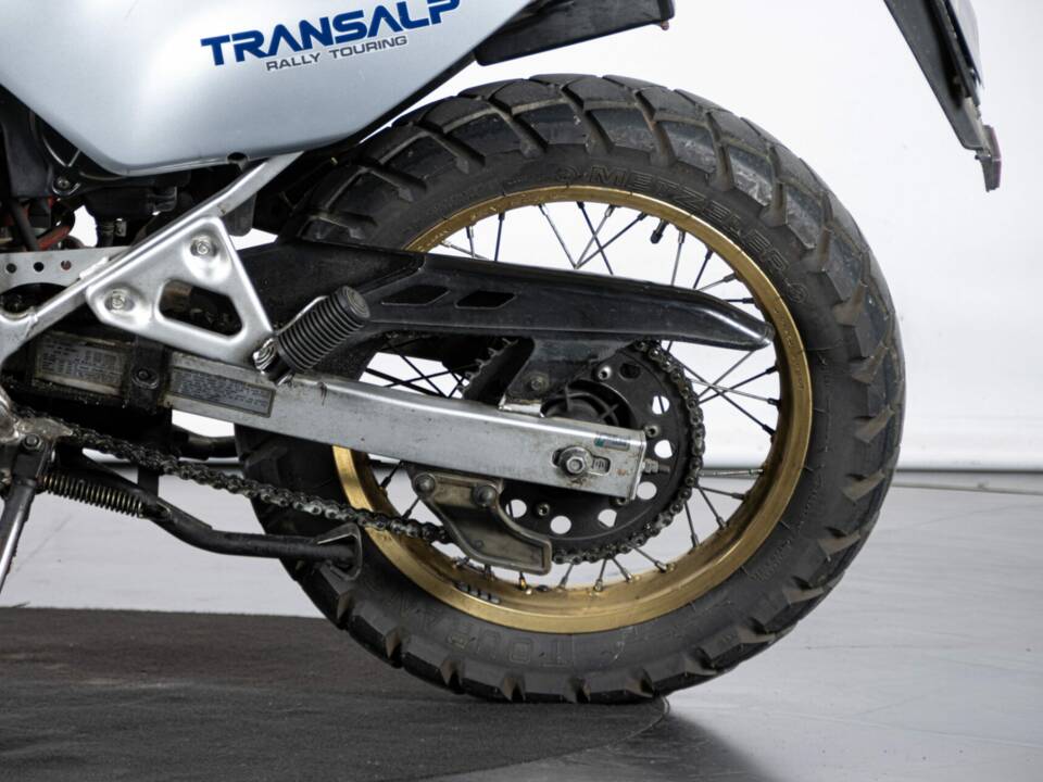 Image 17/43 of Honda XL 600V Transalp (1987)