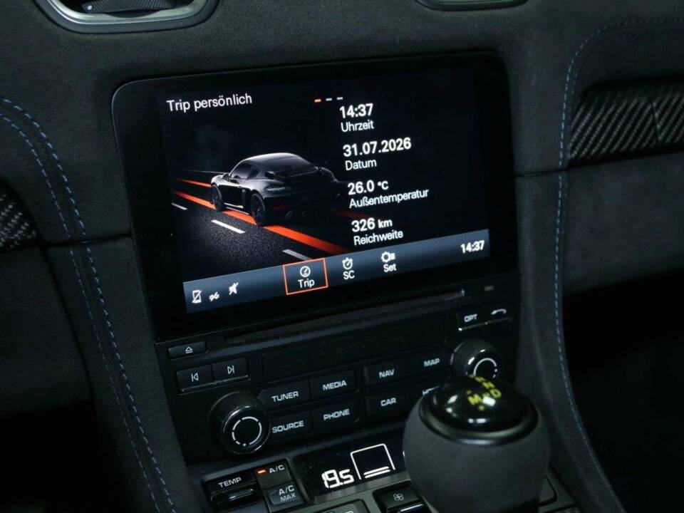 Image 15/50 of Porsche 718 Cayman GT4 RS Weissach (2023)