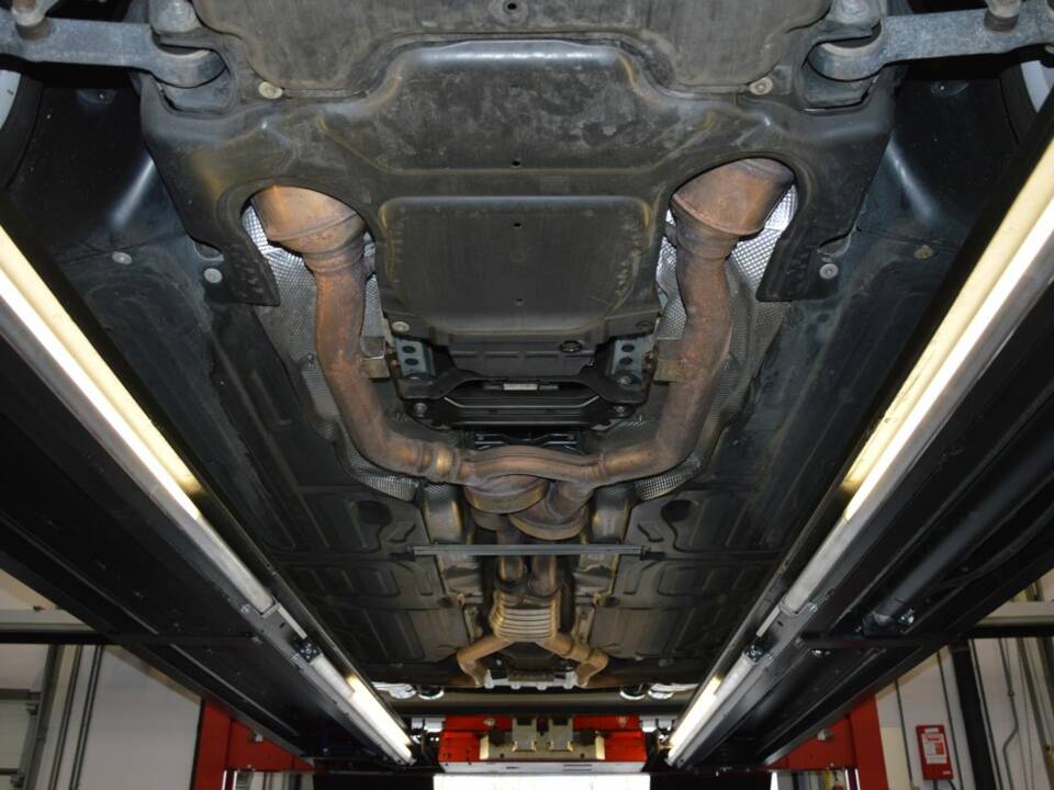 Imagen 95/100 de Mercedes-Benz E 55 AMG (2003)