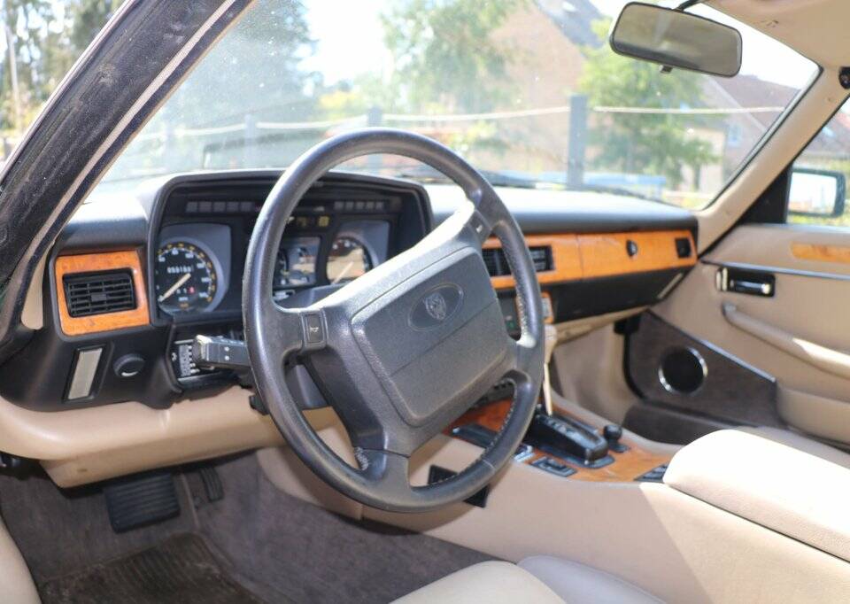 Obraz 6/8 pojazdu Jaguar XJS 5.3 V12 (1990)