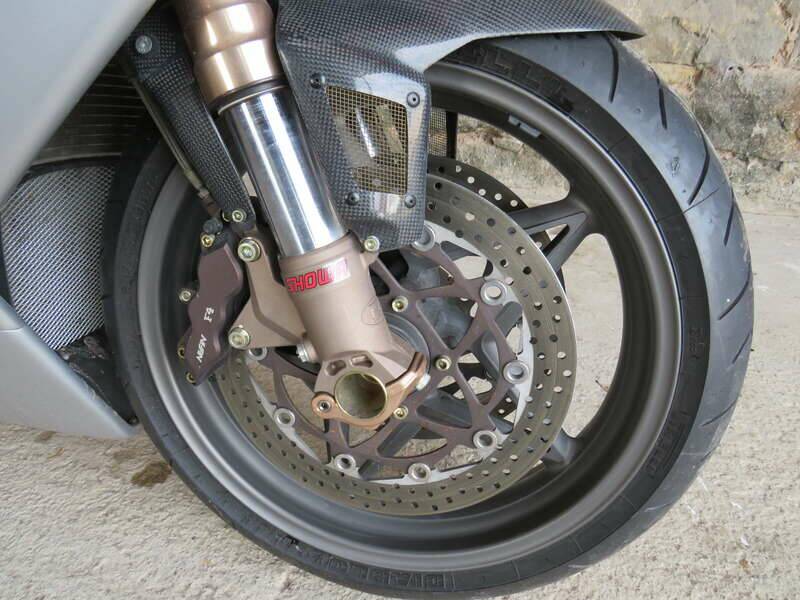 Bild 27/38 von MV Agusta DUMMY (2000)