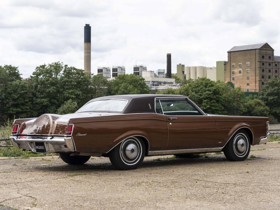 Image 3/37 of Lincoln Continental Mark III Hardtop Coupé (1971)