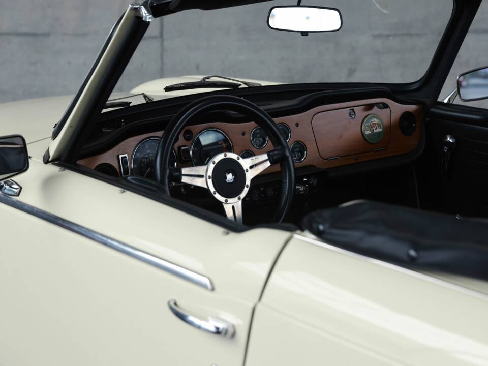 Bild 18/44 von Triumph TR 250 (1968)