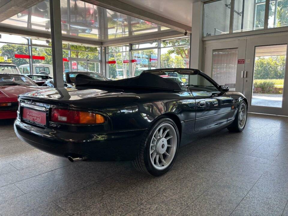 Bild 4/19 von Aston Martin DB 7 Volante (1998)