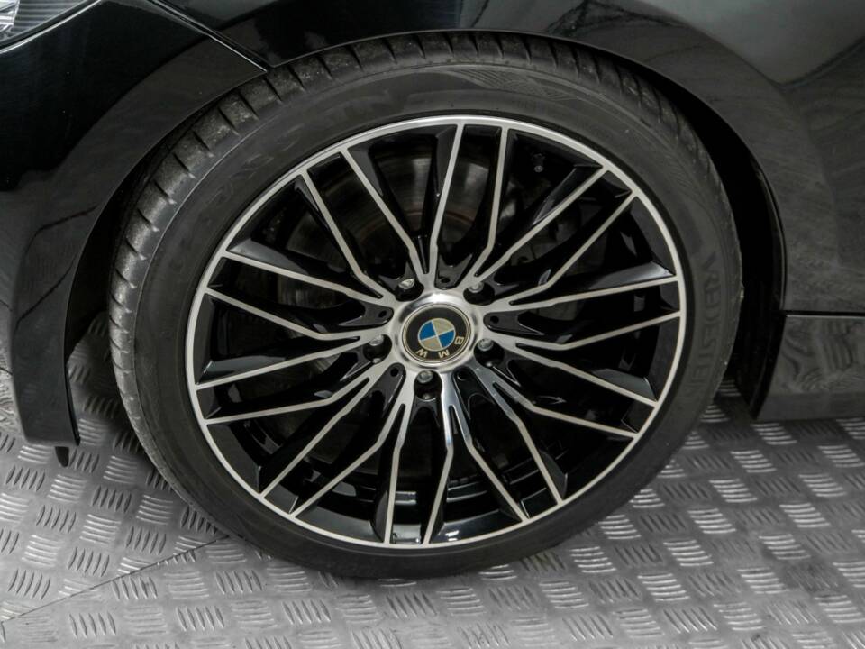 Image 23/50 of BMW 125i (2008)