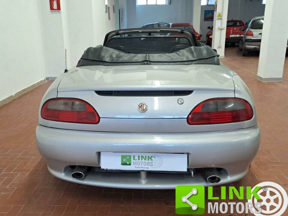 Image 6/10 of MG F 1.8i (1998)