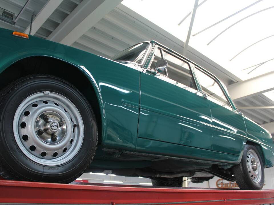 Bild 9/50 von Alfa Romeo Giulia 1300 TI (1972)