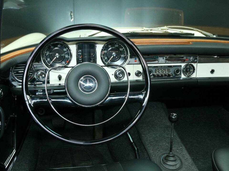 Bild 15/50 von Mercedes-Benz 230 SL (1967)