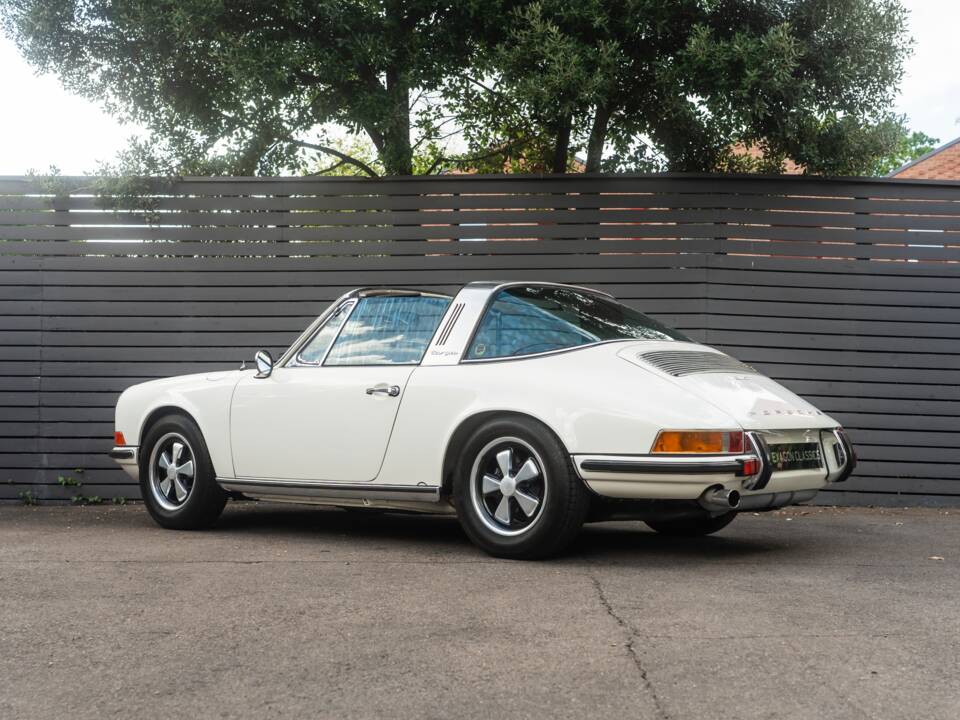 Afbeelding 2/60 van Porsche 911 2.2 T (1971)