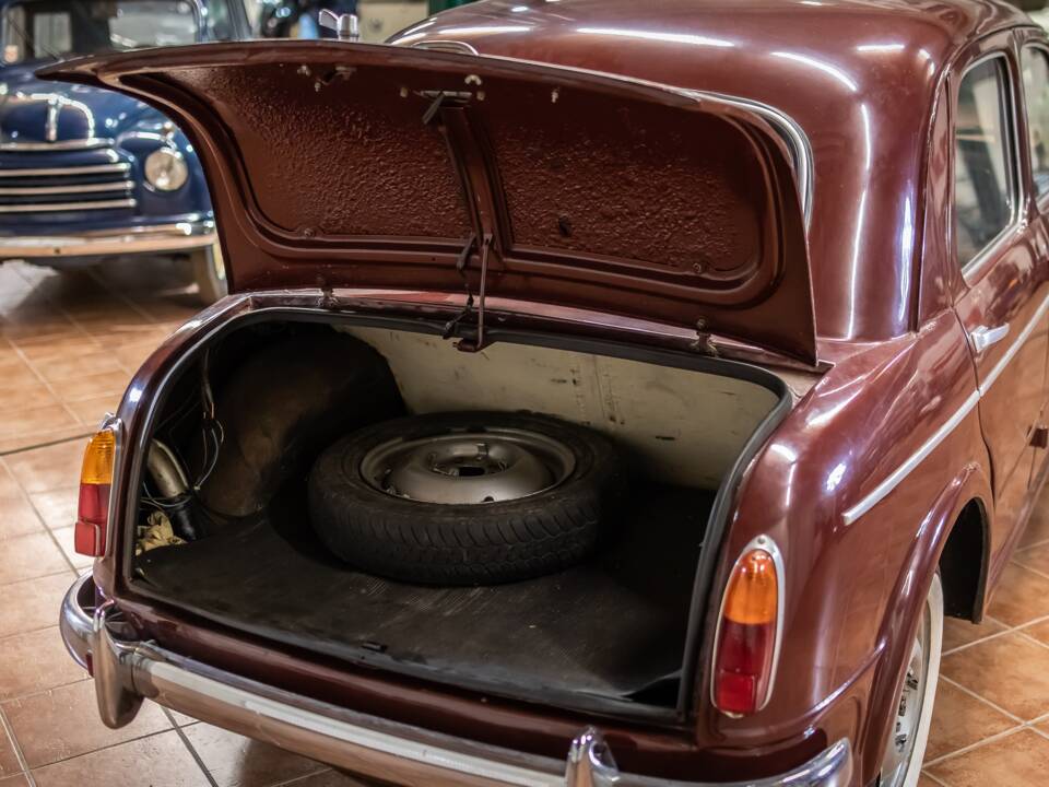 Bild 12/23 von Steyr-Puch 1100 (1954)