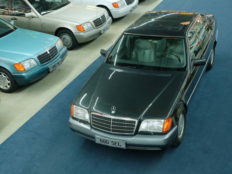 Bild 3/50 von Mercedes-Benz 600 SEL (1992)
