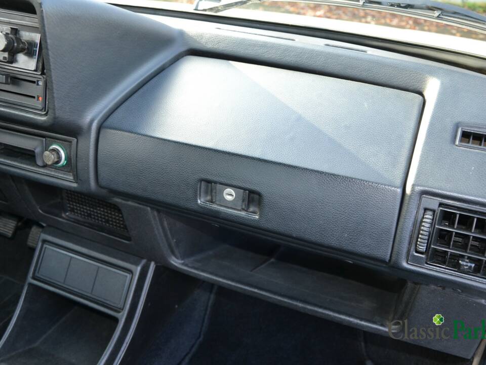 Image 40/50 de Volkswagen Golf Mk I 1.5 (1983)