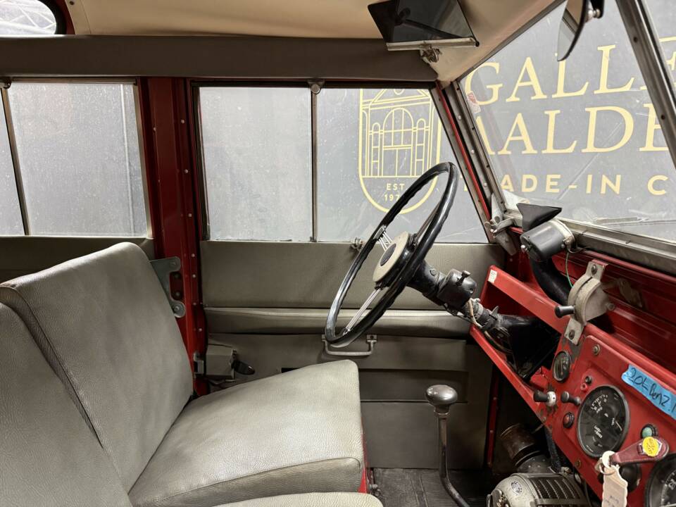 Immagine 36/50 di Land Rover 109 (1962)
