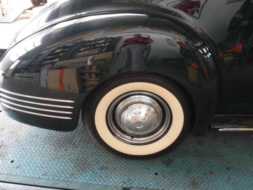 Image 12/50 of Packard 110 (1941)