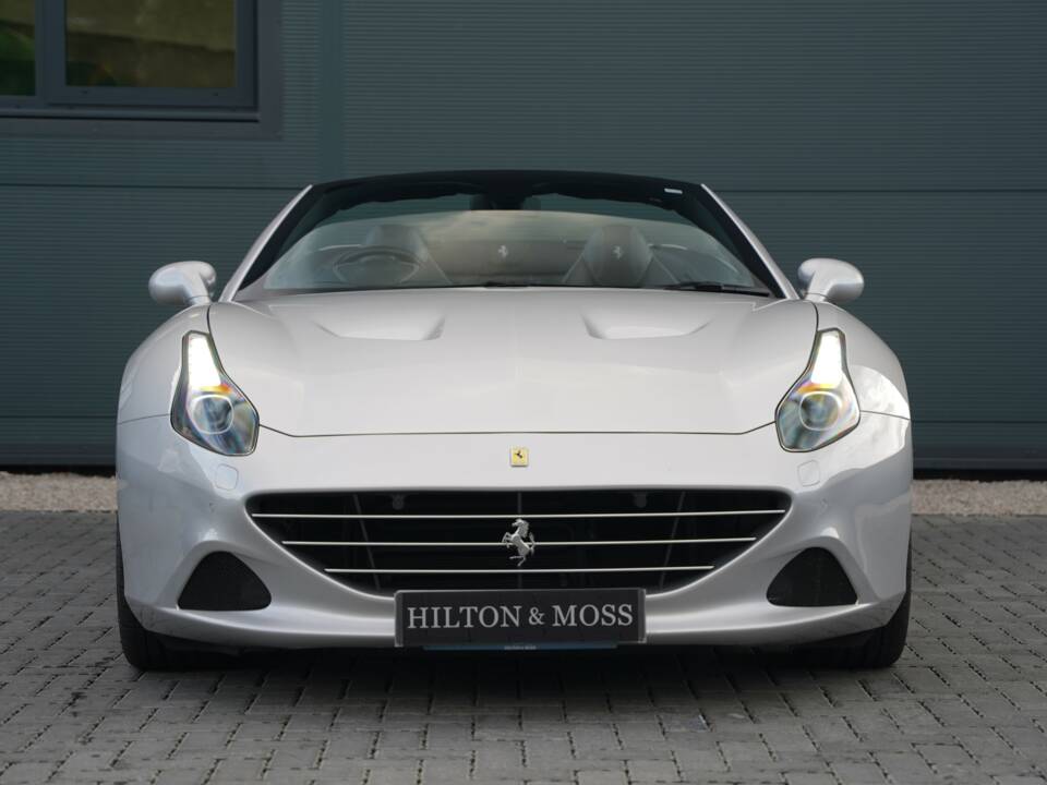 Bild 7/50 von Ferrari California T (2015)