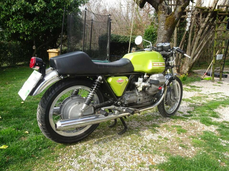 Afbeelding 3/25 van Moto Guzzi V7 Sport (1973)
