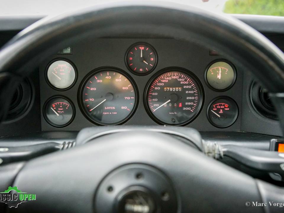 Image 8/48 of Lotus Esprit GT3 (1999)
