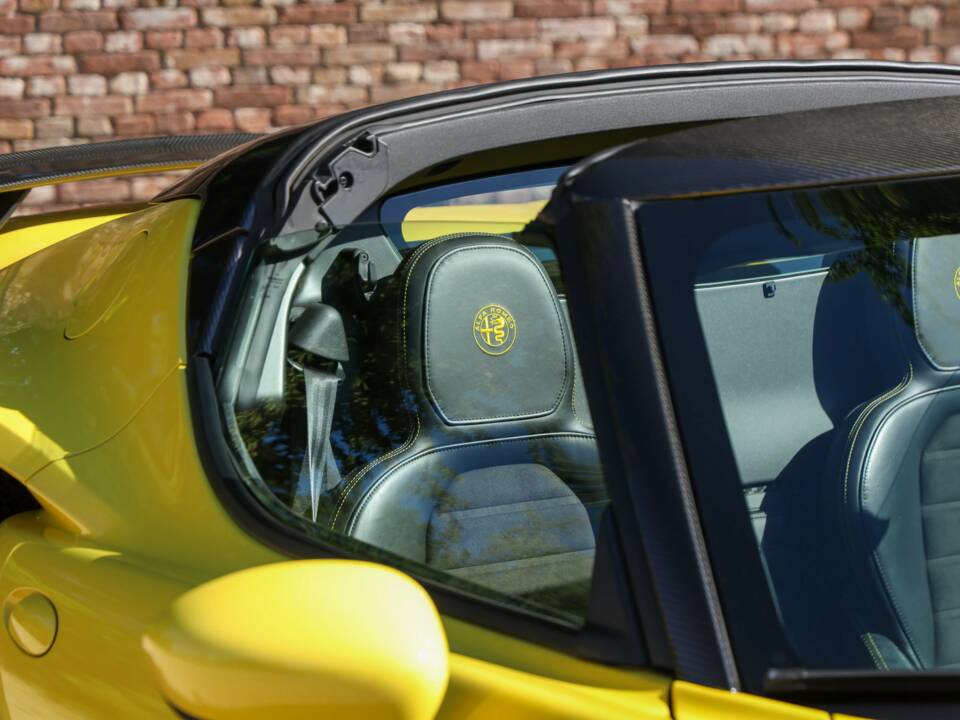 Image 26/50 of Alfa Romeo 4C Spider (2018)