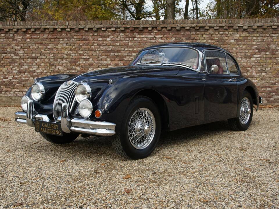 Image 7/50 of Jaguar XK 150 3.4 S FHC (1959)