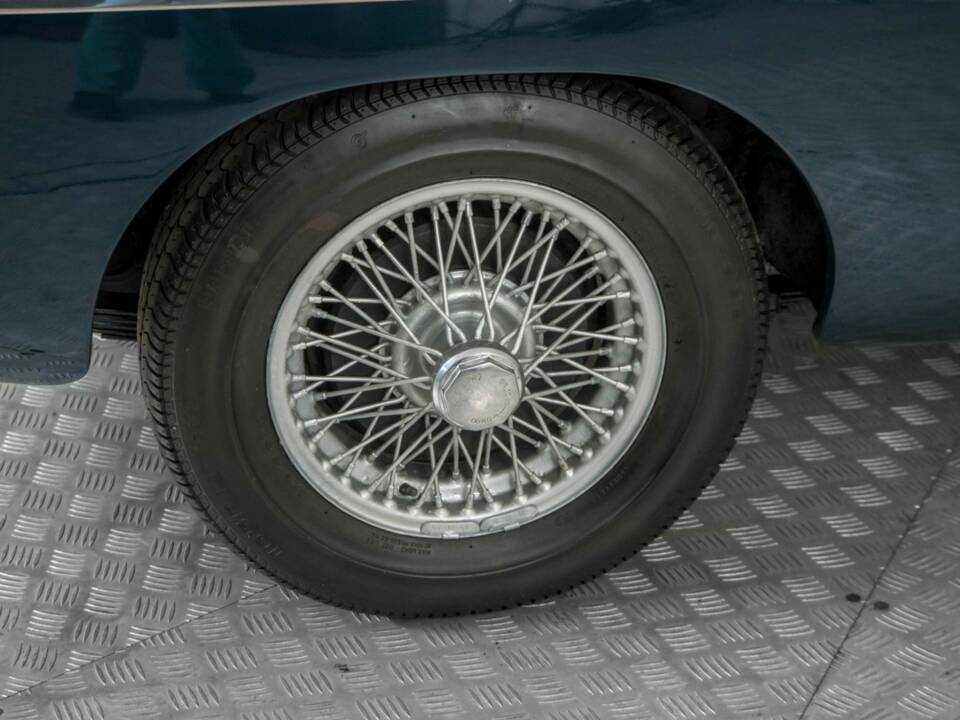 Bild 31/50 von MG MGB GT (1972)