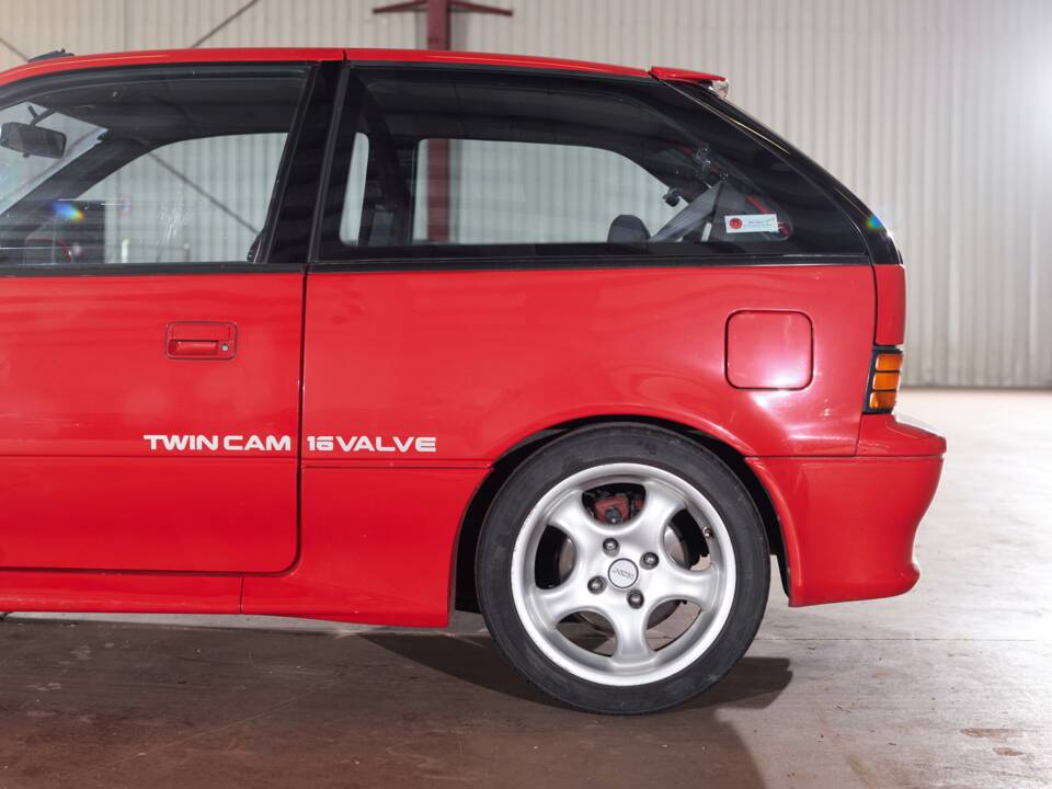 Image 19/36 of Suzuki Swift GTI 16V (1991)