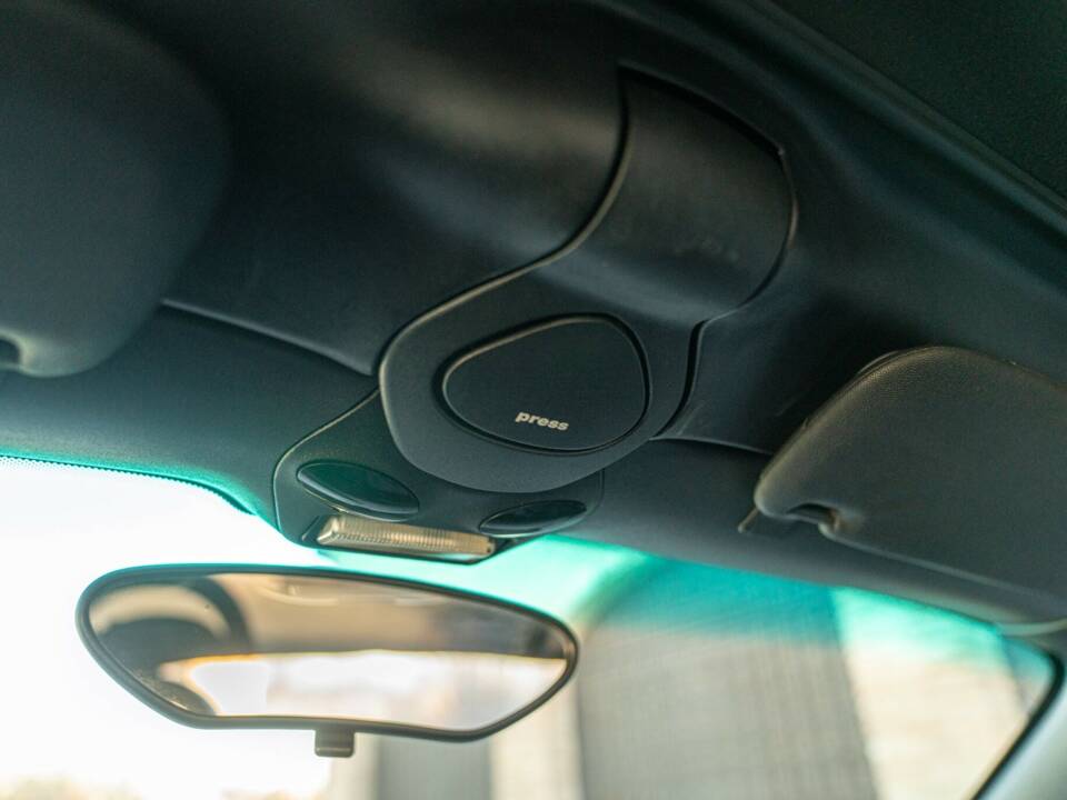 Image 41/50 of Porsche Boxster (1997)