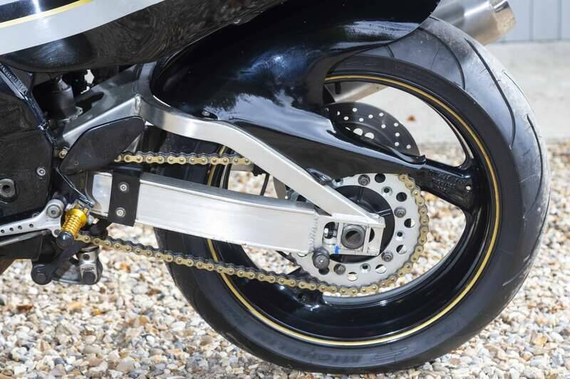 Image 34/50 de Yamaha DUMMY (1995)