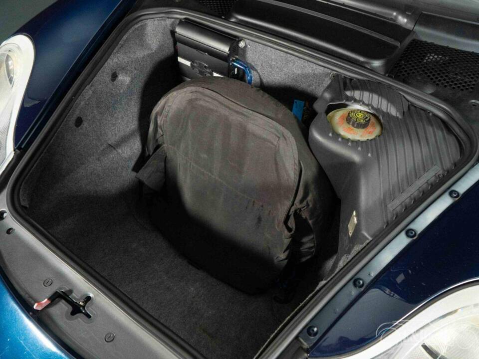 Image 19/19 of Porsche 911 Carrera (1999)