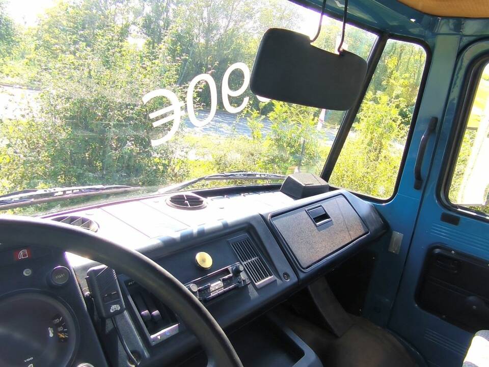 Afbeelding 12/34 van Mercedes-Benz T2 508 D (1980)