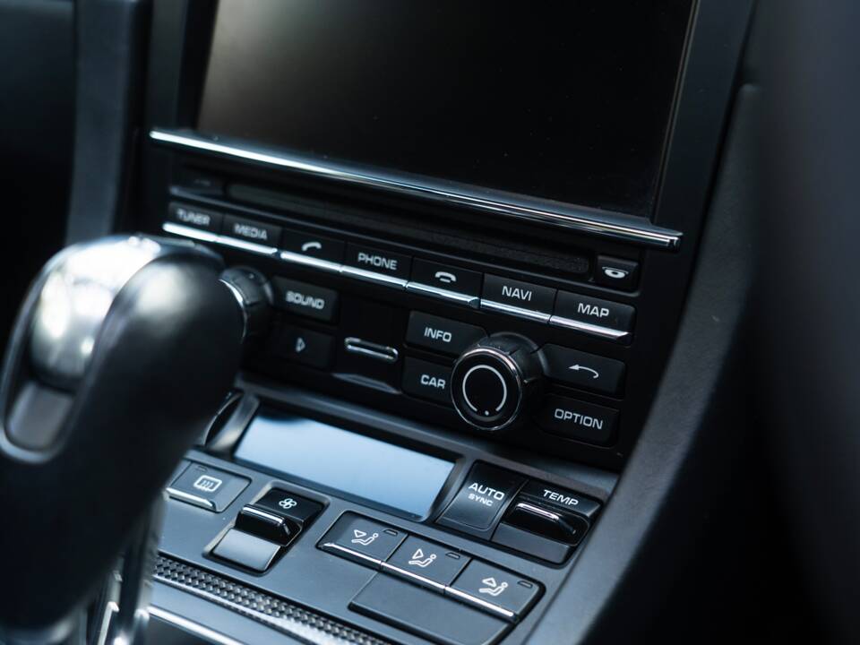 Image 29/57 of Porsche 911 Turbo S (2013)