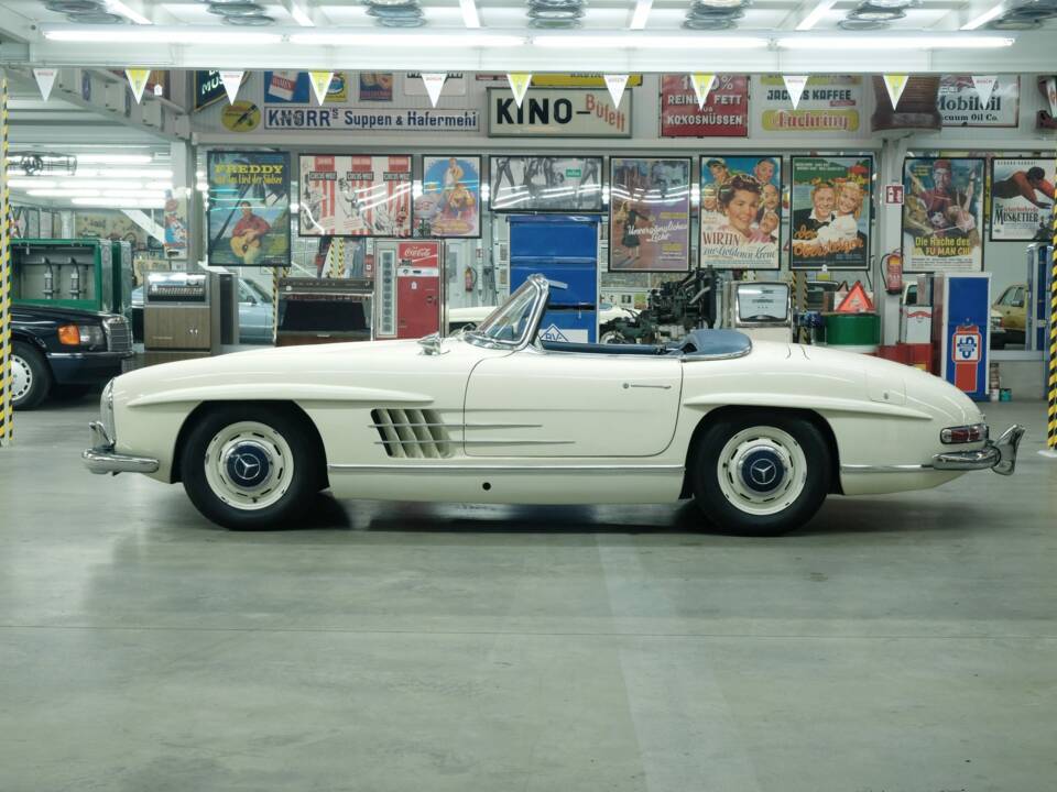 Bild 9/50 von Mercedes-Benz 300 SL Roadster (1959)