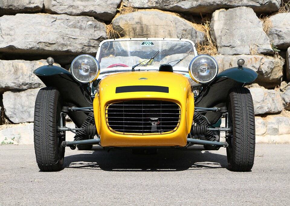 Image 5/8 of Lotus Super (1962)