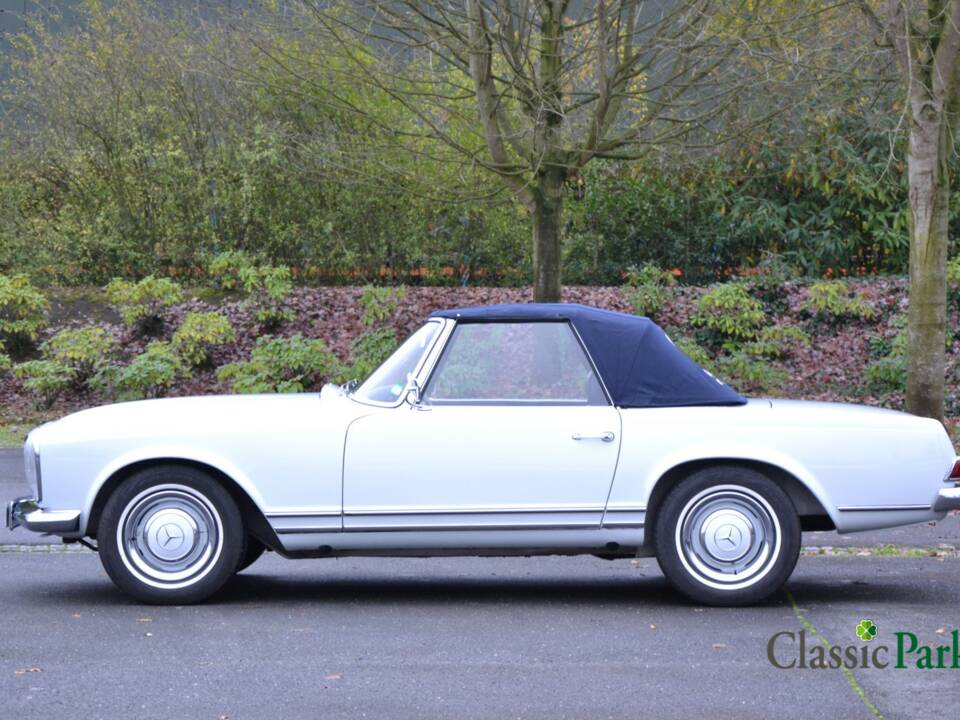 Image 5/50 of Mercedes-Benz 250 SL (1966)