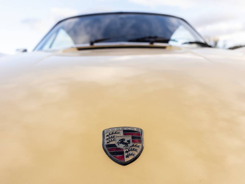 Image 11/58 of Porsche 911 2.7 S (1974)