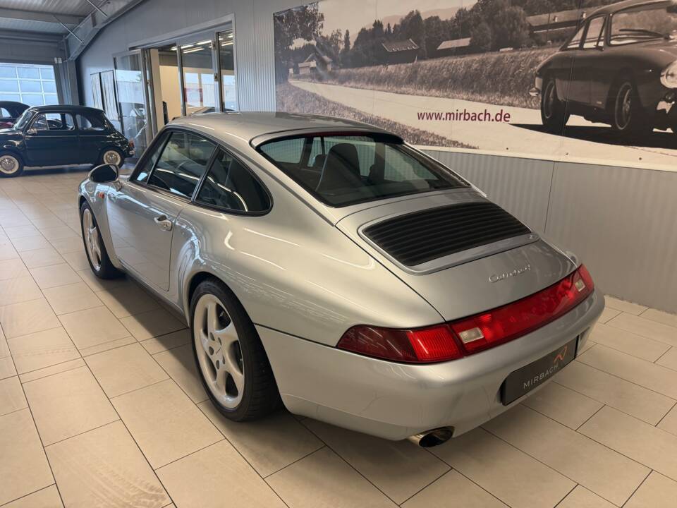 Imagen 12/19 de Porsche 911 Carrera 4 (1995)