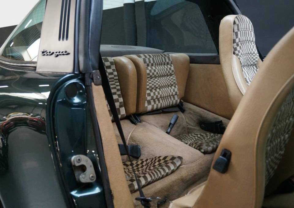 Image 14/50 of Porsche 911 SC 3.0 (1980)