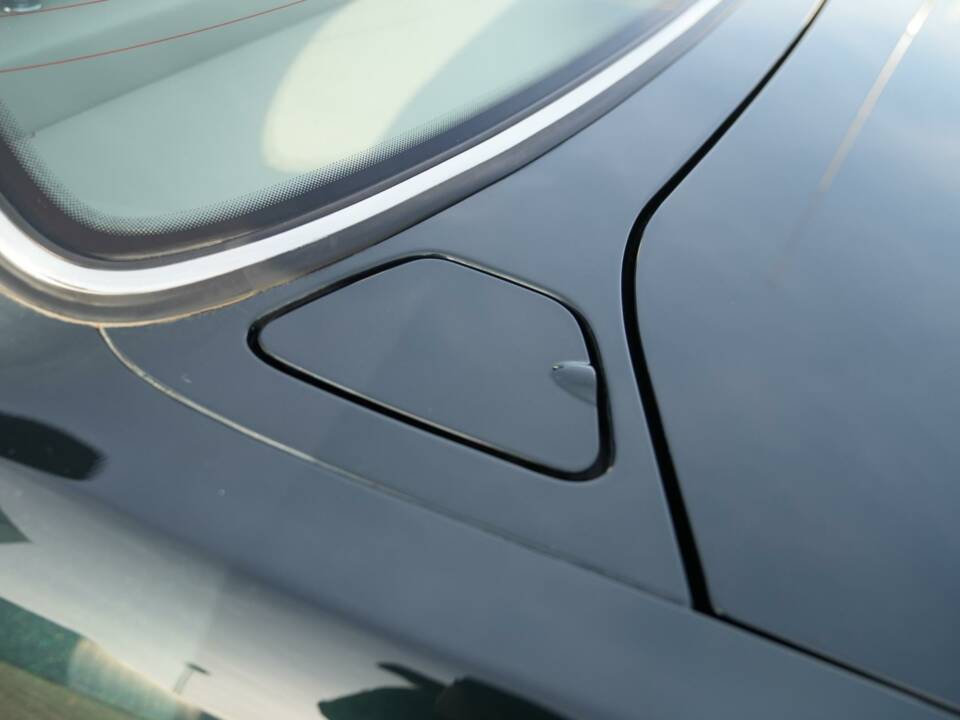 Image 23/30 of Jaguar XJ6 3.2 Sovereign (1997)