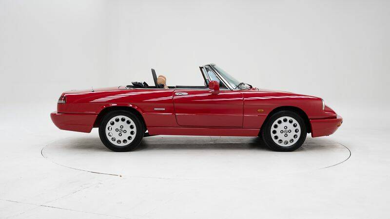 Bild 6/15 von Alfa Romeo 2.0 Spider (1991)