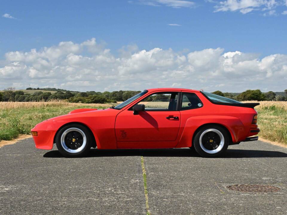 Image 12/50 of Porsche 924 Carrera GT (1986)