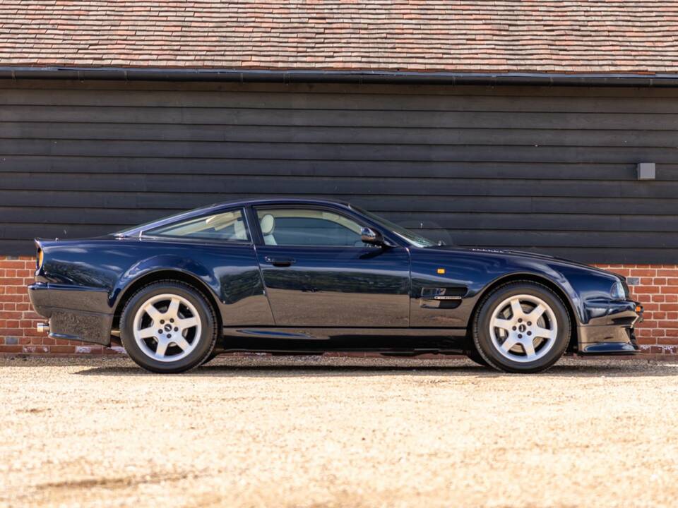 Bild 2/50 von Aston Martin V8 Vantage V550 (1999)